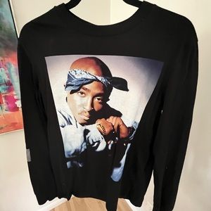 men’s tupac long sleeve
